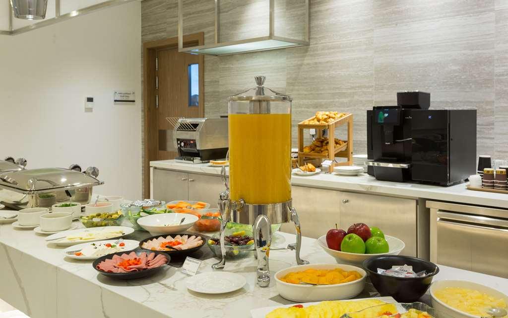 Comfort Hotel Jeddah King Road Esterno foto